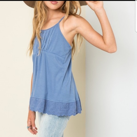 RELISTED Girls powder blue eyelet trim camisole - Picture 2 of 4